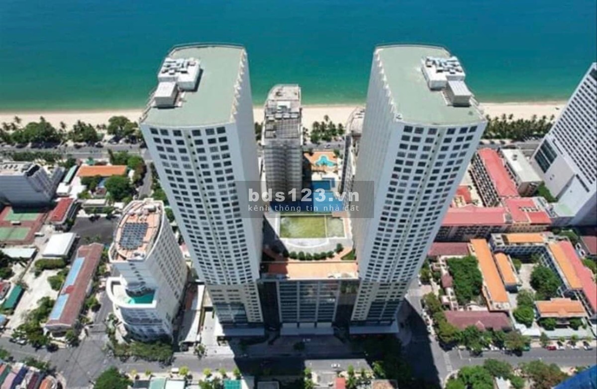 Cho thuê căn hộ khách sạn 2 phòng ngủ view biển Trần Phú từ 700 ngàn - 2 triệu/ đêm.