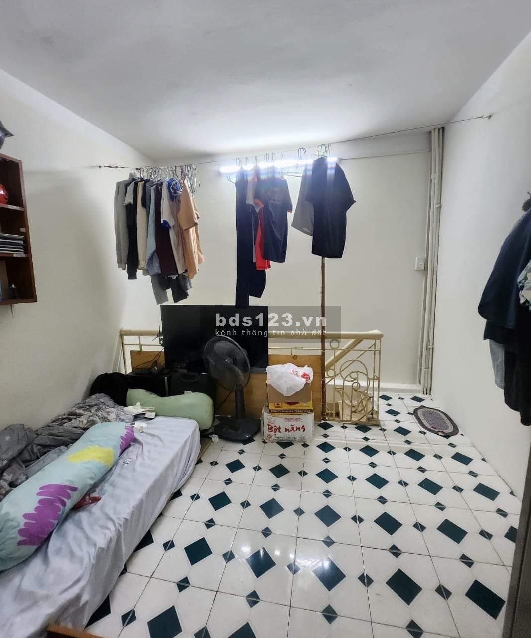 Bán nhà gần phố 5 tầng mới đẹp ở ngay – Nhà ngõ 166 Kim Mã 30m2 nhỉnh 2 tỷ