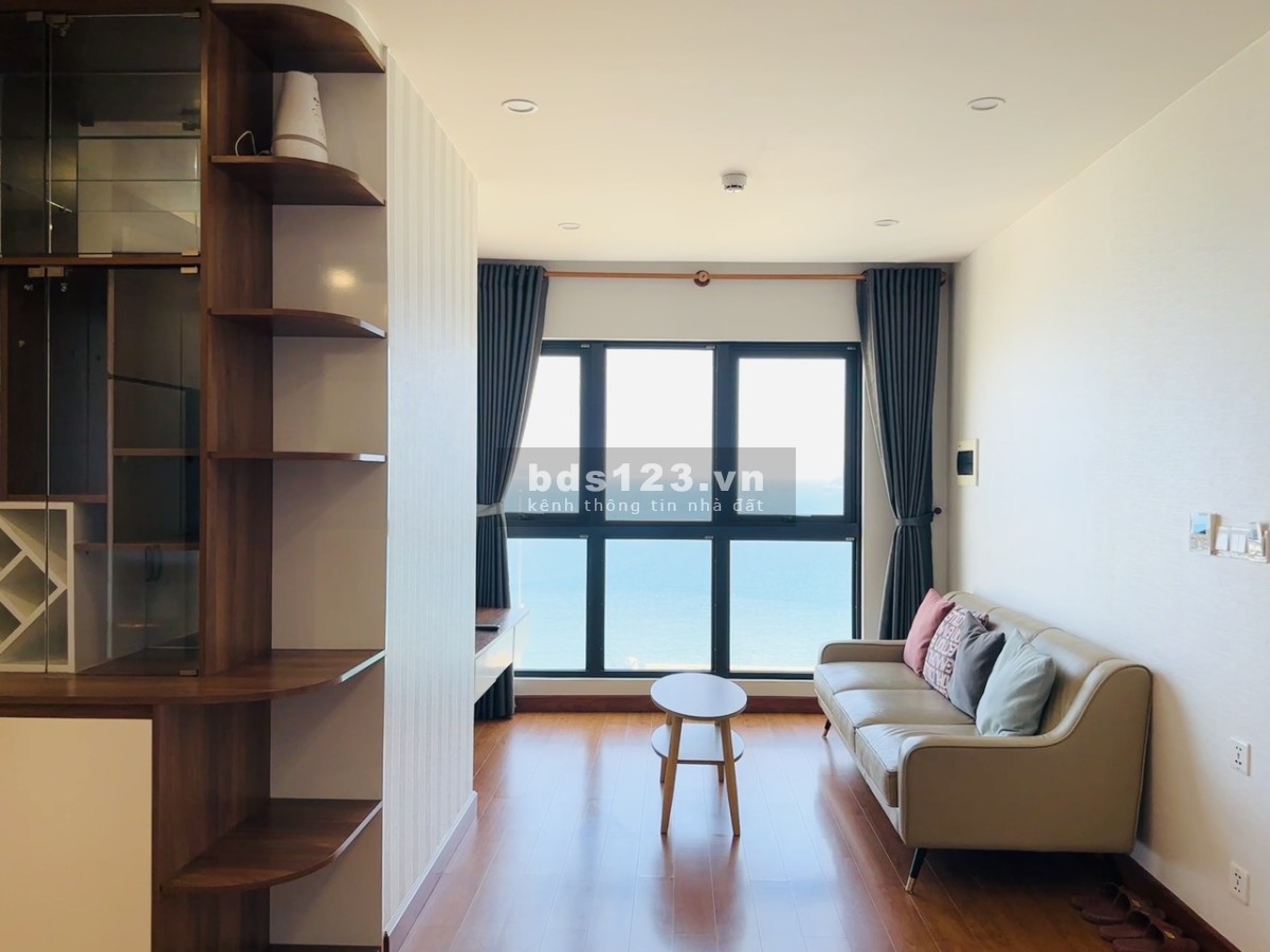 Cho thuê căn hộ khách sạn 2 phòng ngủ view biển Trần Phú từ 700 ngàn - 2 triệu/ đêm.