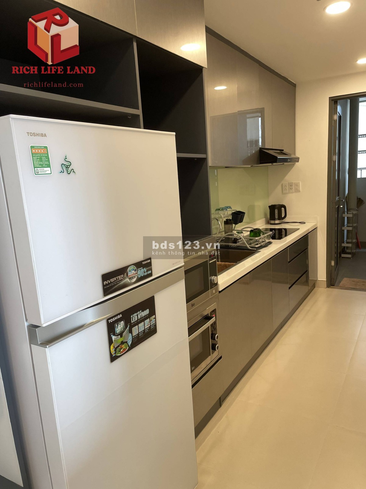 Bán căn hộ MASTERI THẢO ĐIỀN full nội thất chỉ 5 tỷ 706