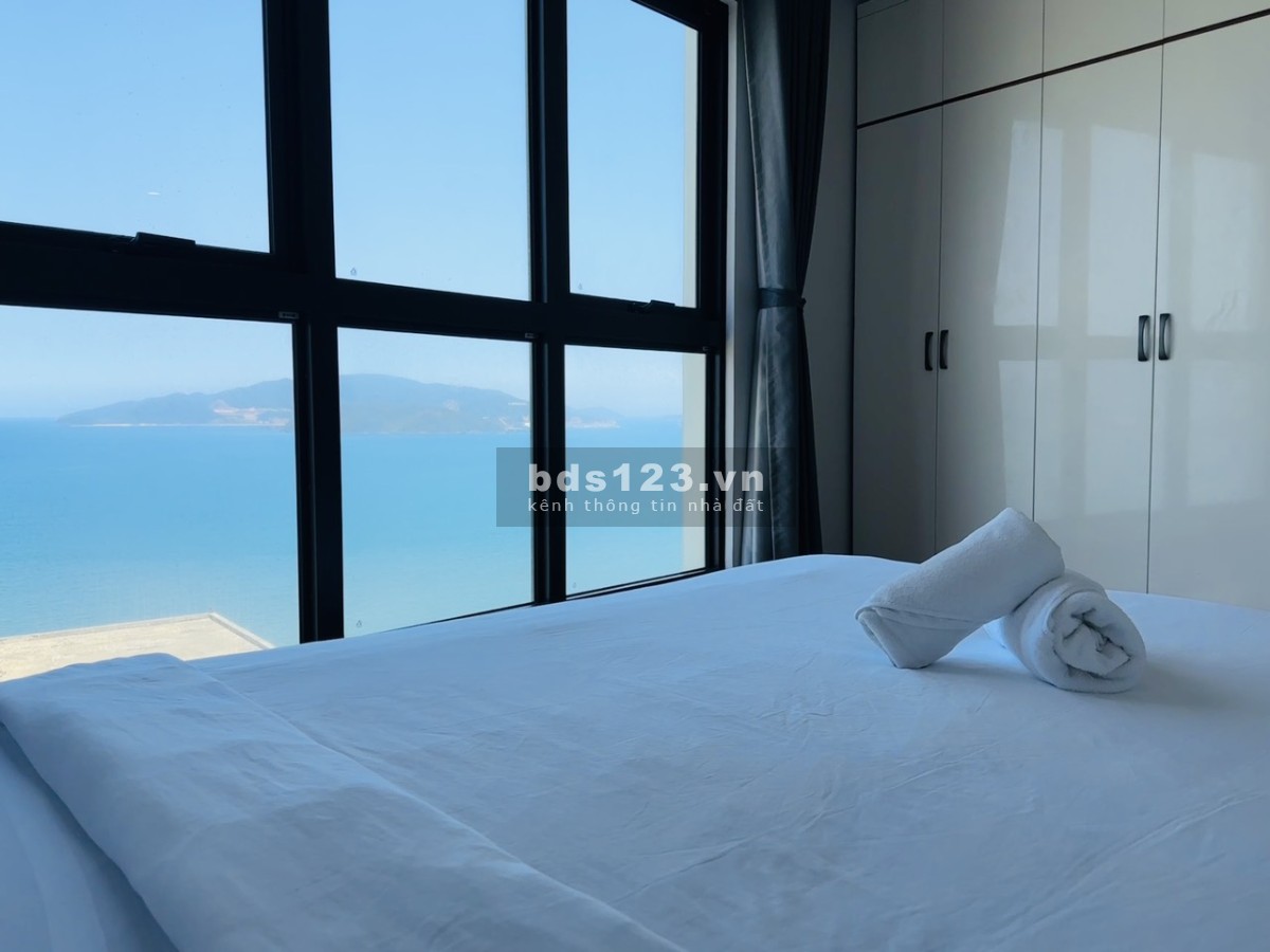 Cho thuê căn hộ khách sạn 2 phòng ngủ view biển Trần Phú từ 700 ngàn - 2 triệu/ đêm.