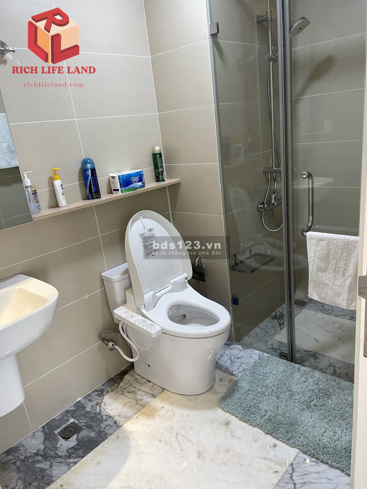 Bán căn hộ MASTERI THẢO ĐIỀN full nội thất chỉ 5 tỷ 706