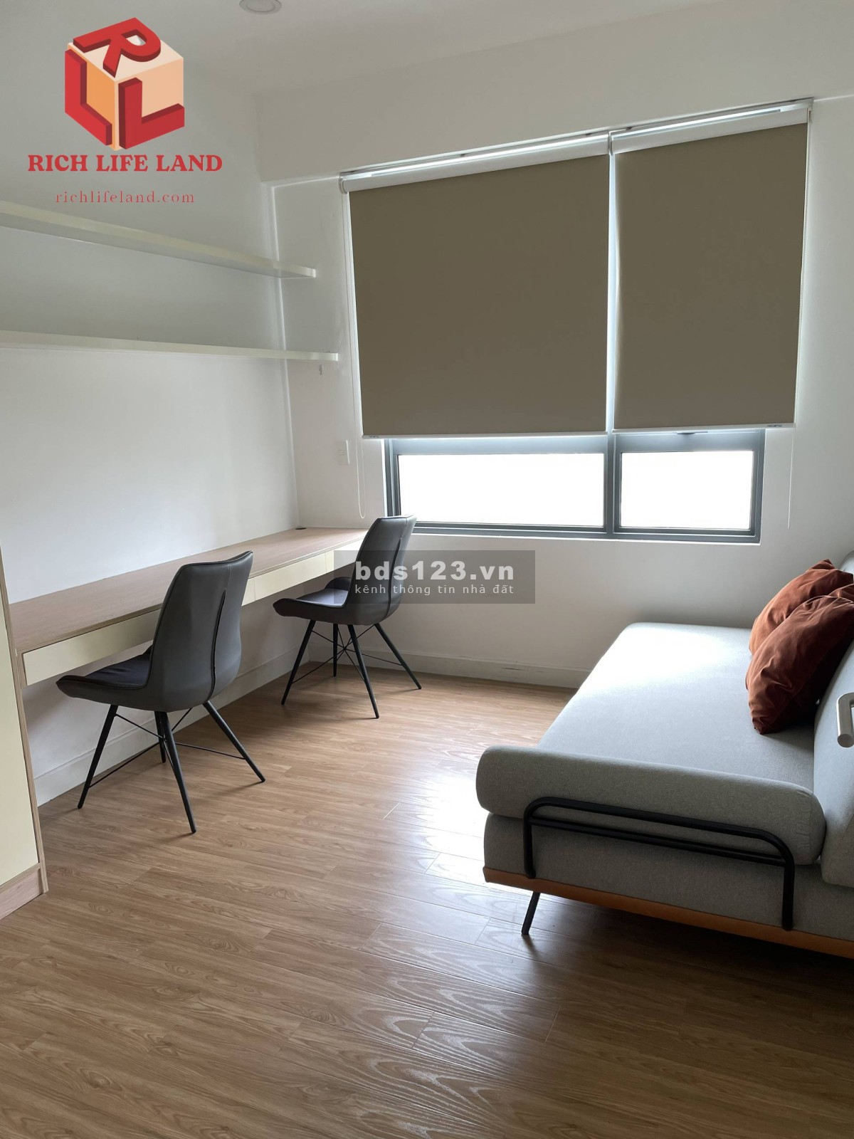 Bán căn hộ MASTERI THẢO ĐIỀN full nội thất chỉ 5 tỷ 706