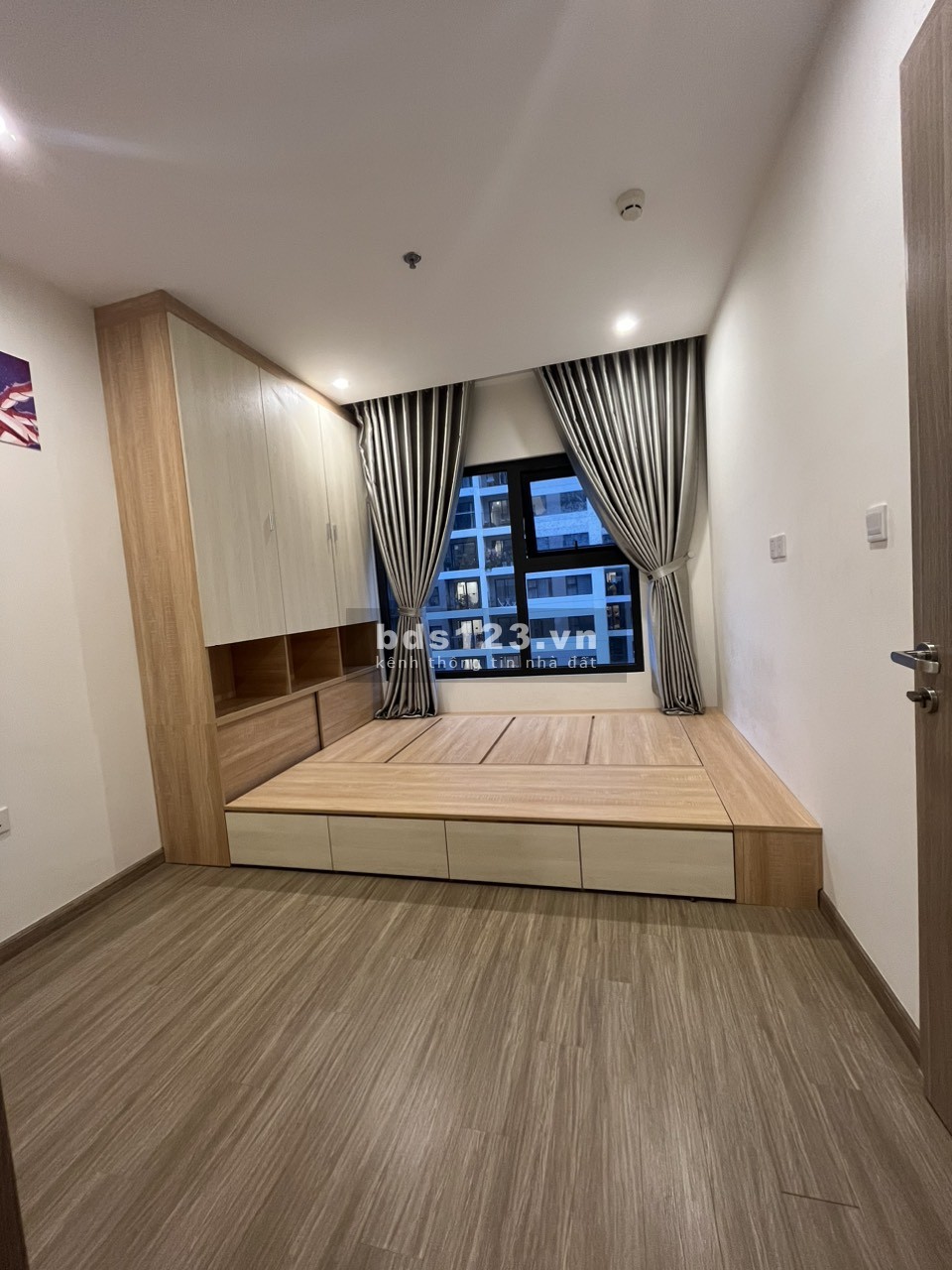 Cho thuê căn hộ 2PN 2WC full nội thất giá 8,5 triệu tại Vinhomes Quận 9
