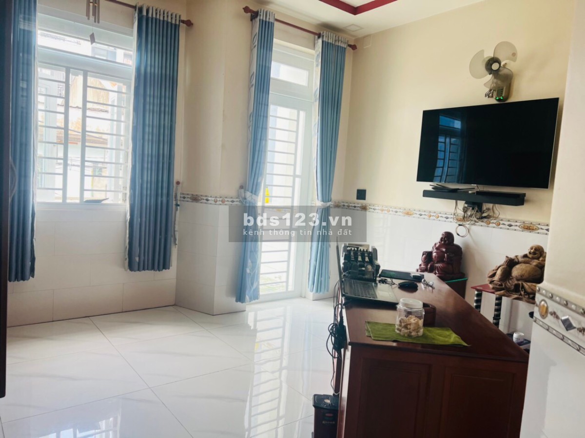 Bán nhà đúc kiên cố 583/31 Tân Kỳ Tân Quý P. Tân Quý Q.Tân Phú