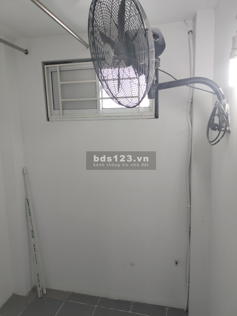 Chính chủ bán nhà Điện Biên Phủ - Sát quận 1, giá 2.2 tỷ, 3 tầng