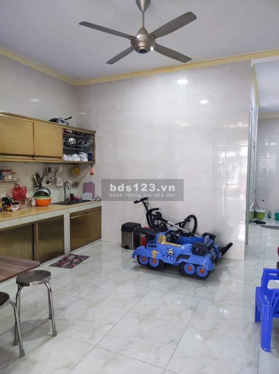 Bán lỗ nhà 1 lầu ngay Phan Văn Hớn, Hóc Môn 93M2 giá 530 triệu