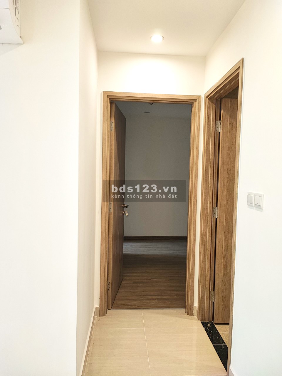 Cắt lỗ sốc Căn 2PN 2WC (59m2) gốc 3,4 tỷ bán 2,4 tỷ The Origami - Vinhomes Grand Park bao thuế phí