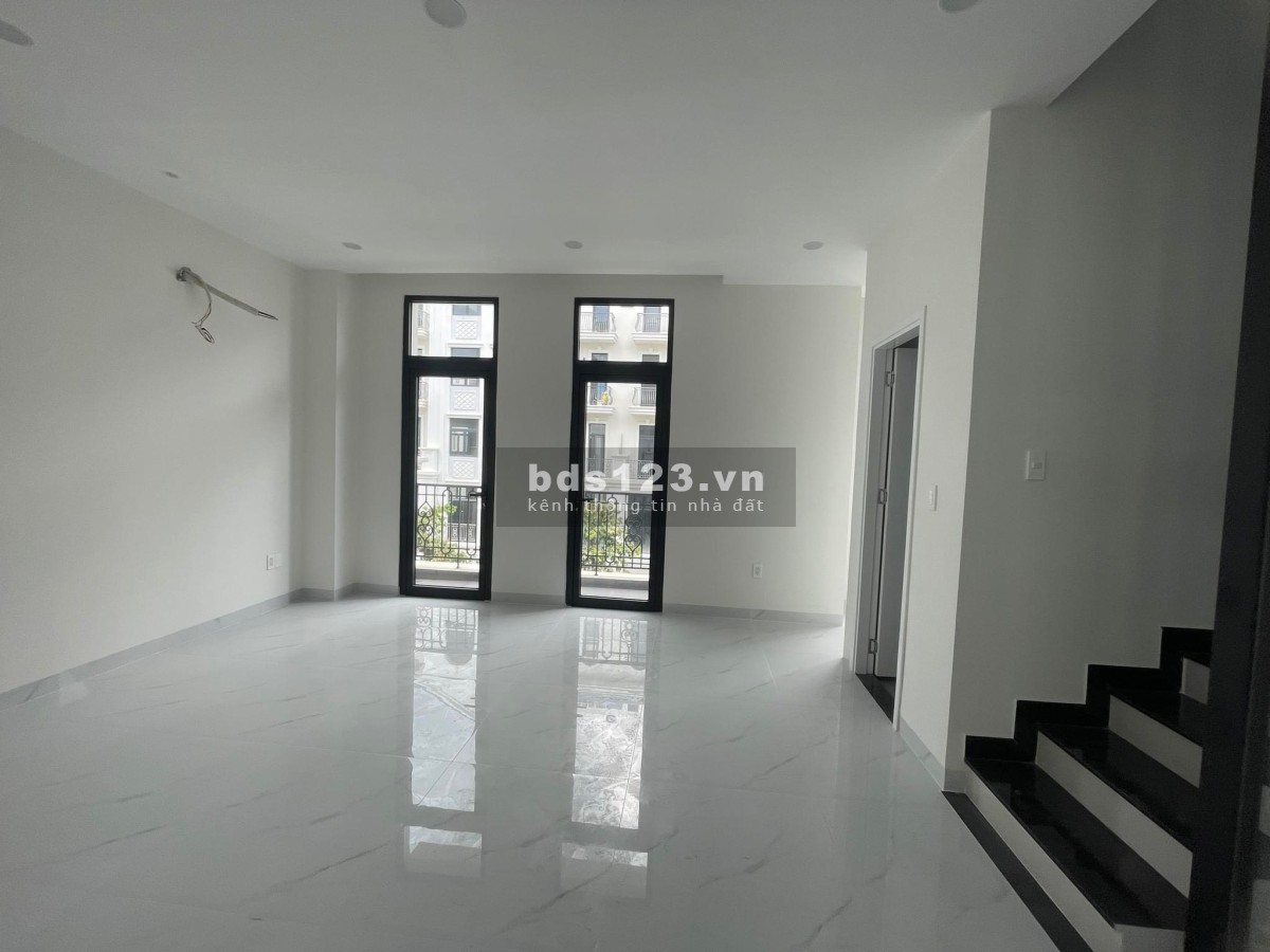 Cho thuê nhà phố hoàn thiện 84m2 giá chỉ 25 triệu - Vinhomes Quận 9