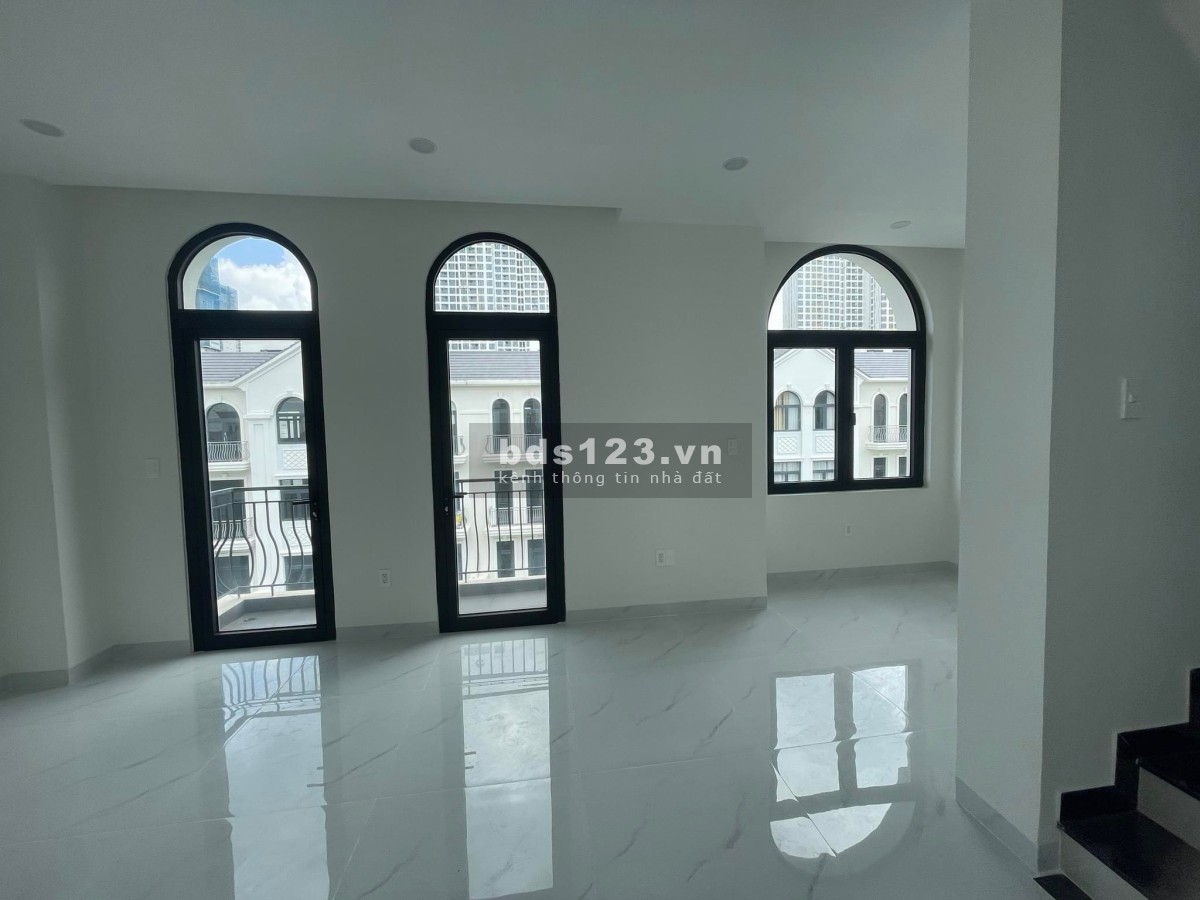 Cho thuê nhà phố hoàn thiện 84m2 giá chỉ 25 triệu - Vinhomes Quận 9