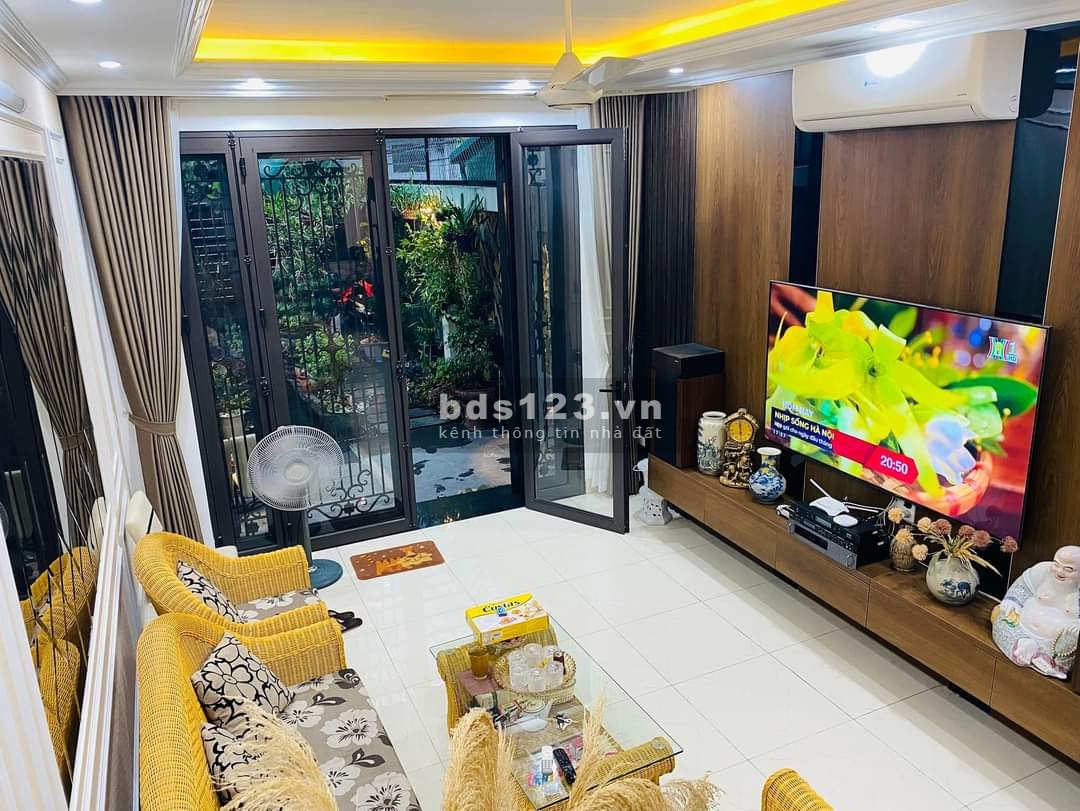 Chỉ 2.7 Tỷ Sở Hửu Ngay 45m² Đất Tại Ngõ … Phố Phú Thượng.Tây Hồ. Mặt Tiền 4.7m