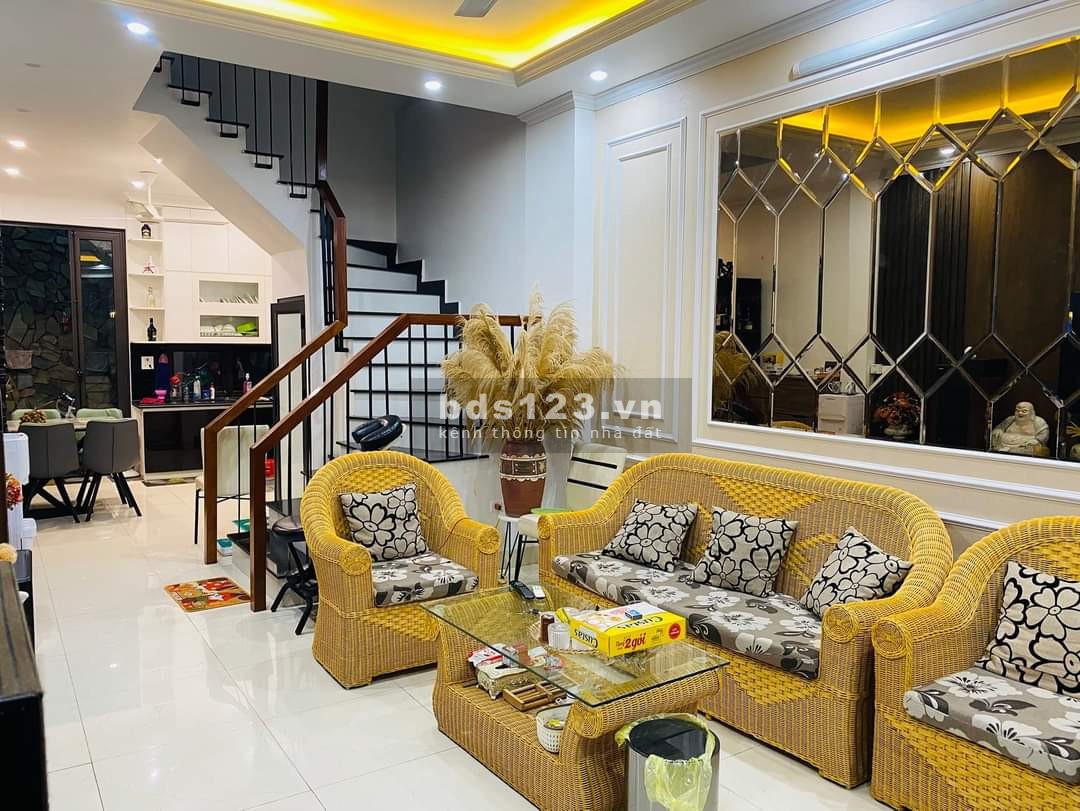 Chỉ 2.7 Tỷ Sở Hửu Ngay 45m² Đất Tại Ngõ … Phố Phú Thượng.Tây Hồ. Mặt Tiền 4.7m