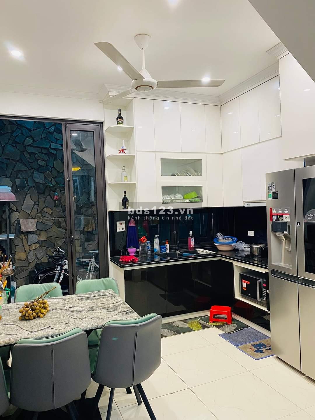 Chỉ 2.7 Tỷ Sở Hửu Ngay 40m² Đất Tại Ngõ 64 Phố Phú Thượng. Mặt tiền( mt 4.7)