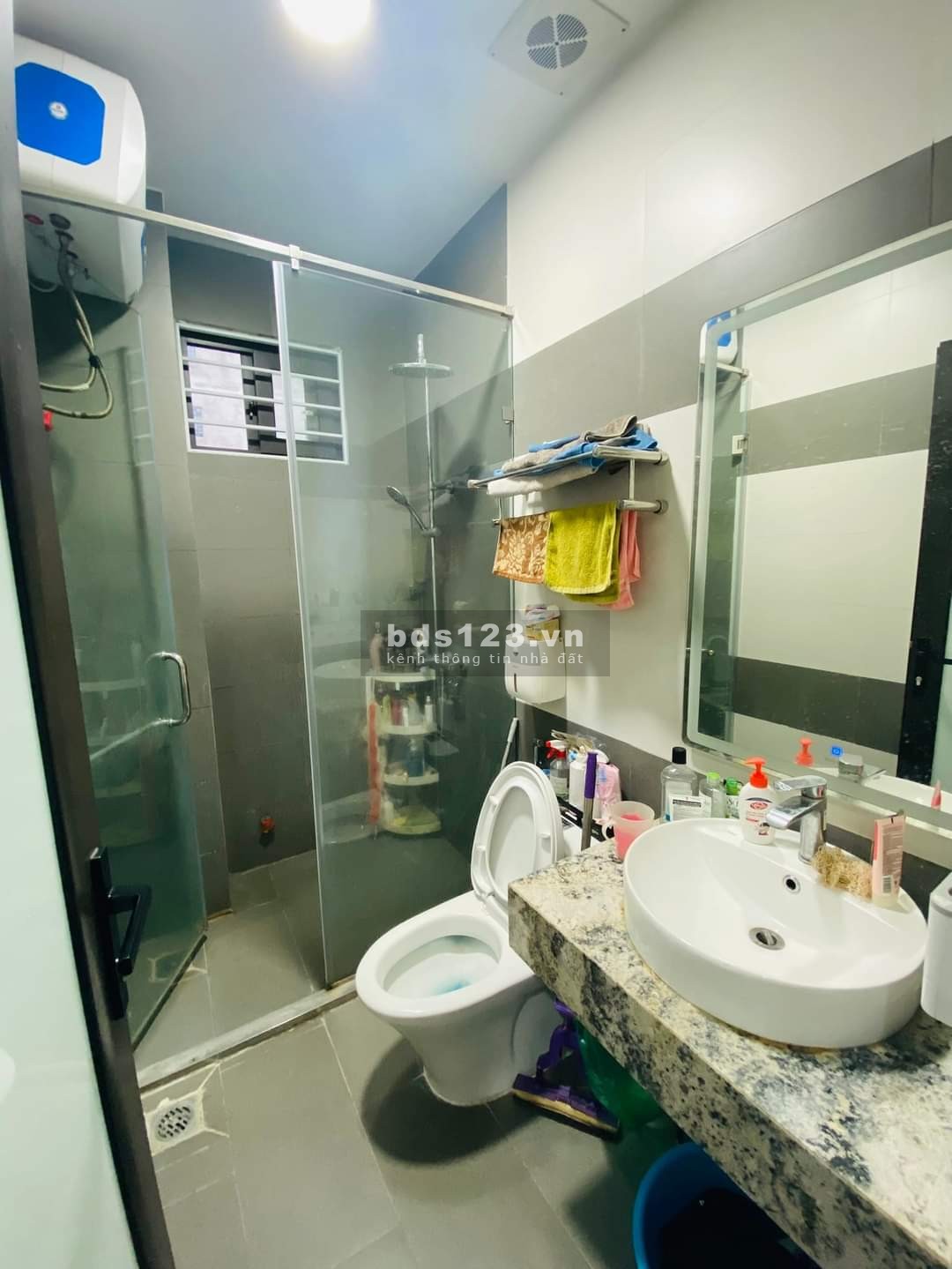 Chỉ 2.7 Tỷ Sở Hửu Ngay 40m² Đất Tại Ngõ 64 Phố Phú Thượng. Mặt tiền( mt 4.7)