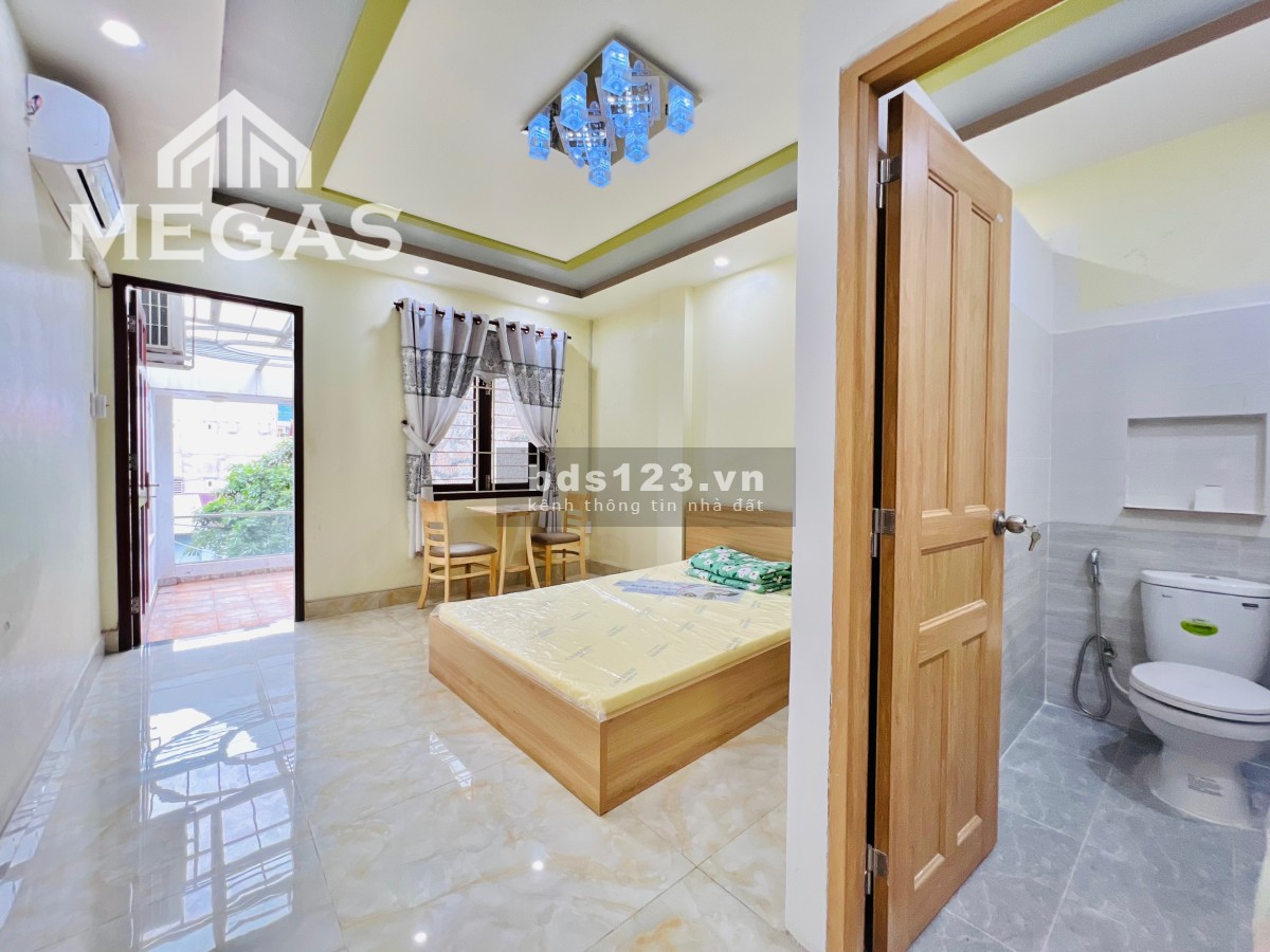 HOT DEAL!!! Khai Trương Căn Hộ Mới Tinh - Full Nội Thất - Ban Công Cửa Sổ Có Đủ - Ngay ĐH Greewich