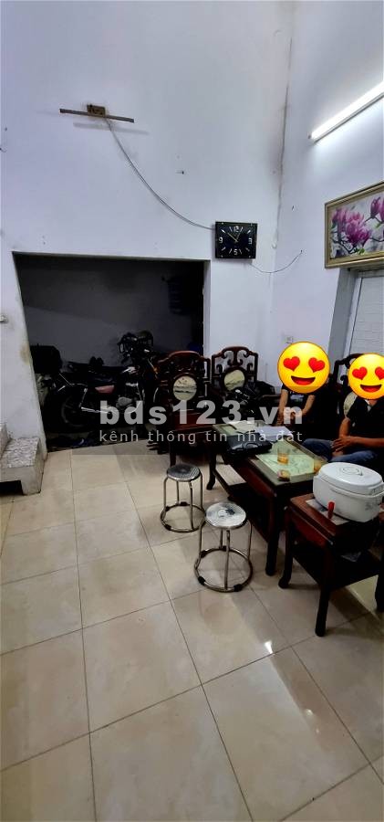 Chỉ 2.7 tỷ sở hửu ngay 50m² đất tại ngõ … Phố Phú Gia. Tây Hồ. Mặt tiền 4.7m