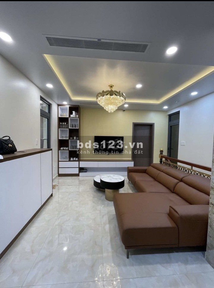 Bán biệt thự đẹp MT Quang Trung gồm 1 hầm 5 lầu giá siêu tốt
