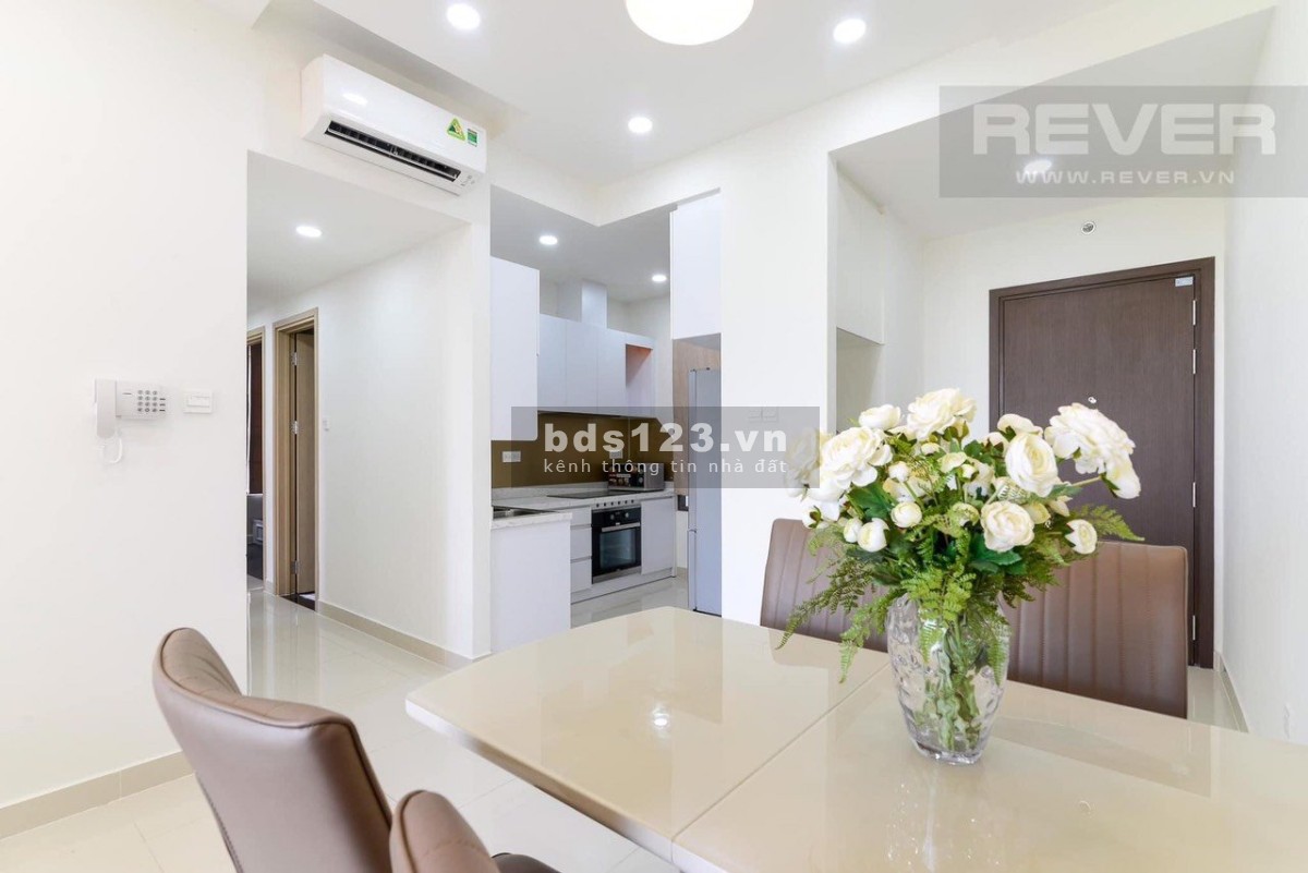 Bán nhanh bán lỗ căn 2pn+1 The Sun Avenue giá 4,35 tỷ 80m2 căn góc view thoáng