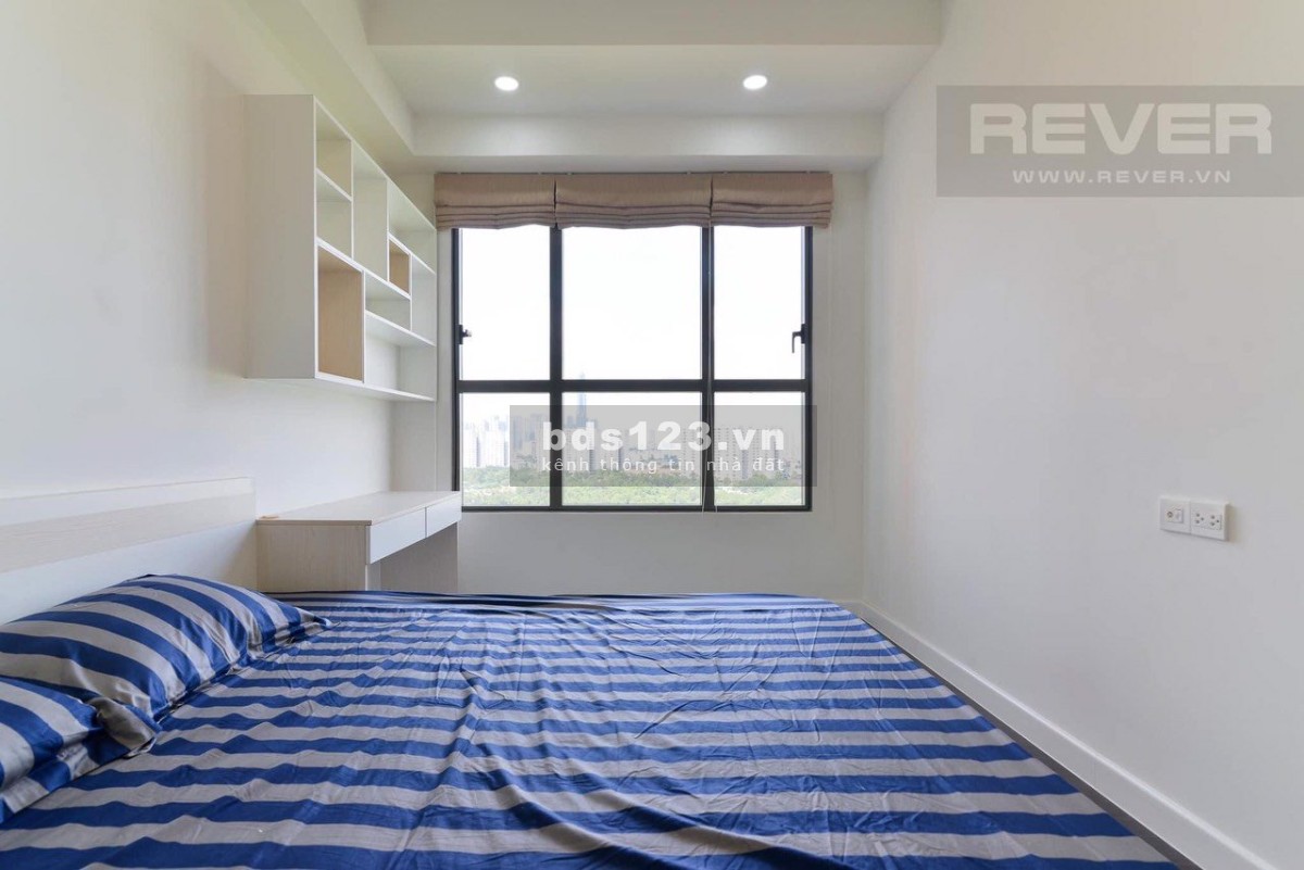 Bán nhanh bán lỗ căn 2pn+1 The Sun Avenue giá 4,35 tỷ 80m2 căn góc view thoáng