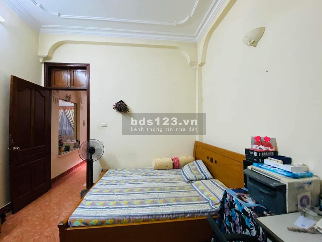 Bán nhà Trung Kính, Cầu Giấy, phân lô, gần oto, an sinh tốt, nhà đẹp ở ngay! 52m2 x 4 tầng