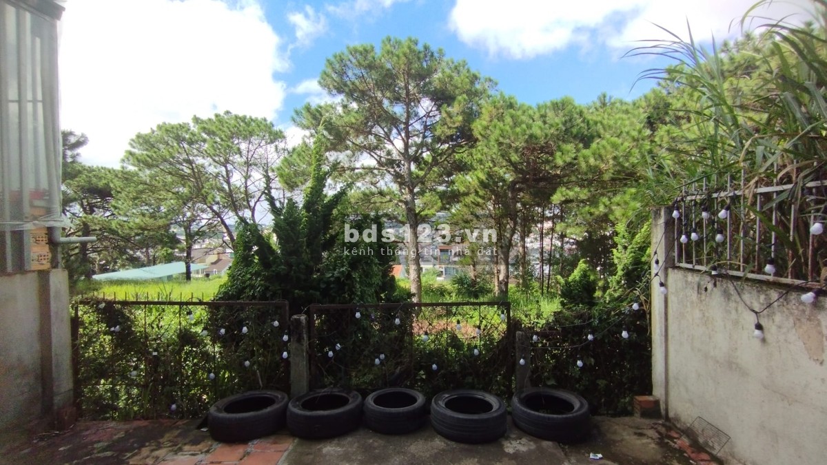Chính chủ cần bán nhà ở đường NHC gần ngã 5 đại học