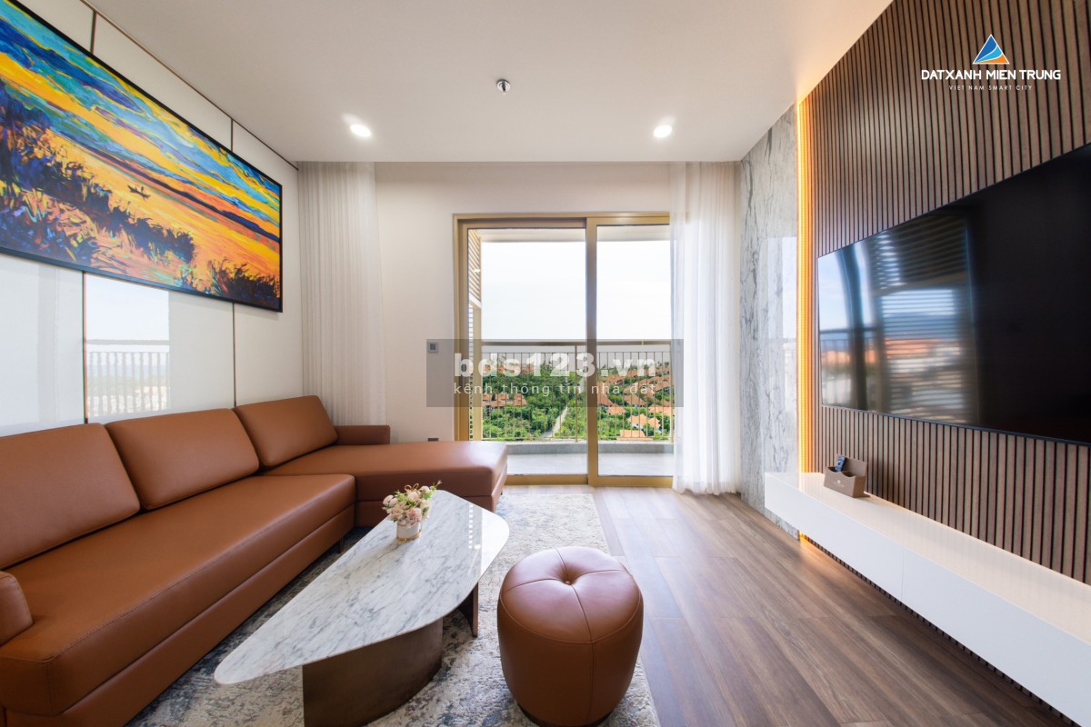 Do vợ chồng chủ chuyển công tác nên cần bán gấp lại căn 2PN tầng 27 view biển Mỹ Khê sở hữu lâu dài
