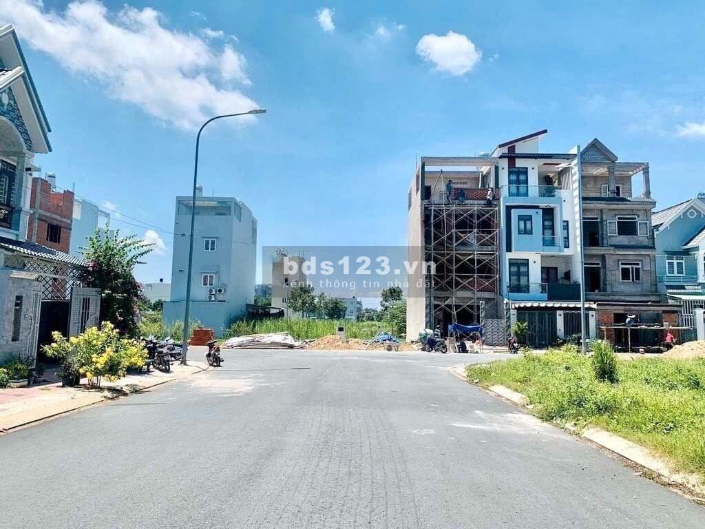 CĐT Ngộp bank cần bán gấp lô đất 100m2/1ty599 trong kdc bình điền quận 8 tphcm. cho vay 50 - 70%