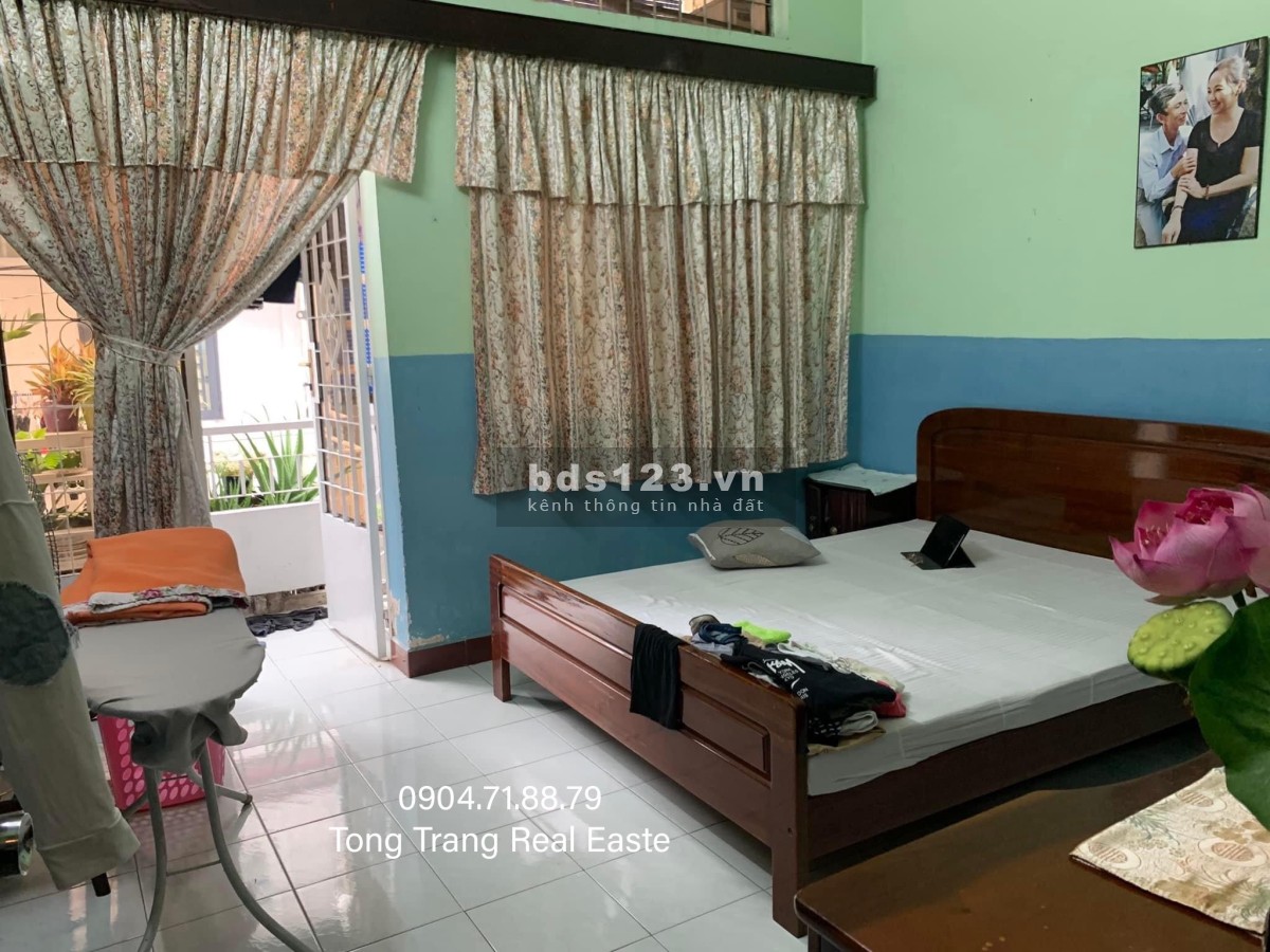 Bán nhà siêu phẩm Phạm Ngũ Lão q1, 4 tầng, 20pn, dòng tiền 600tr/năm, 1 đời chủ