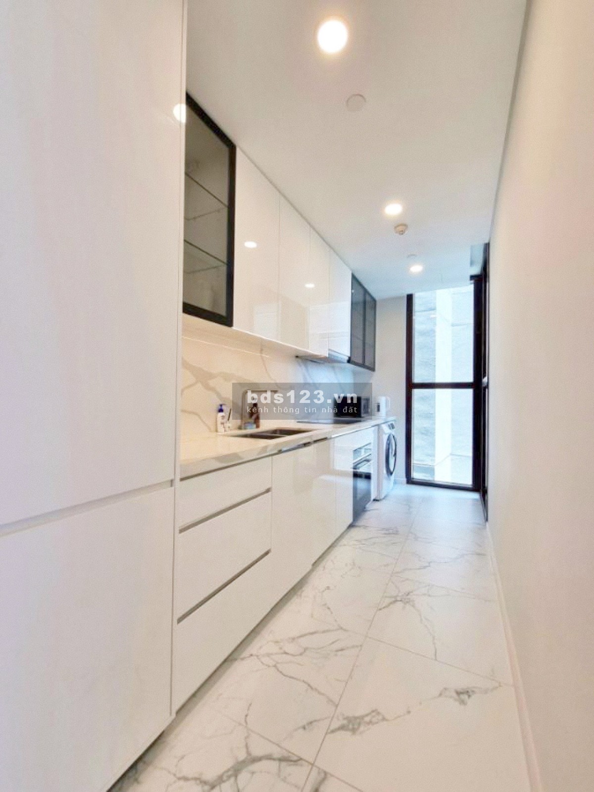Cho thuê Metropole - 2pn - View rộng ngắn toàn sông SG, Bitexco - 33 triệu