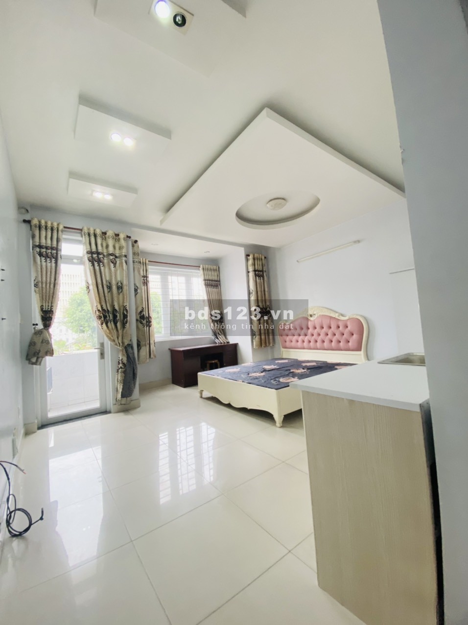 Cho thuê phòng _ BanCon riêng _ Full nội thất mới _ Hơn 30m2 thoáng mát_ngay Nguyễn Kiệm P3 Gò Vấp