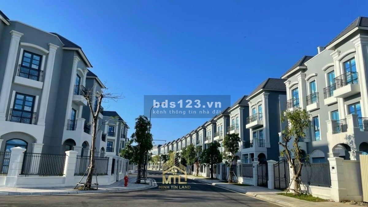 Bán lỗ 6 tỷ biệt thự song lập 250m2 Vinhomes Quận 9