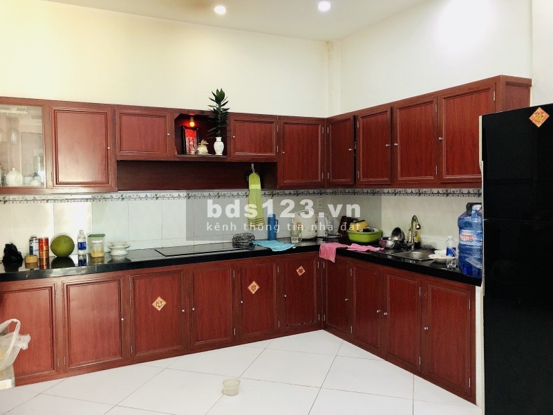 Mặt tiền hẻm xe tải - Mặt bằng kinh doanh - 47m2 - Gía nhỉnh 4.X tỷ siêu rẻ