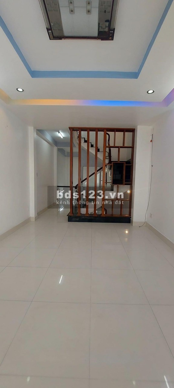 Cần bán nhà chính chủ Tân Quý P.Tân Quý Tân Phú SHR 46m2 3tỷ8 gần Aeon Tân Phú LH 0902576293