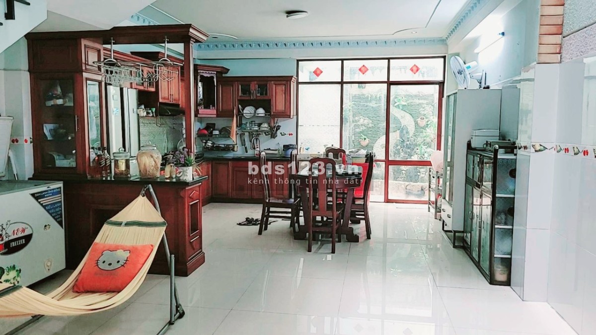 Chủ ngộp bán gấp nhà 1/ HXH 4 tầng(5x20.5) đ.Tân Chánh Hiệp Quận 12, chỉ 7,2 tỷ tl.