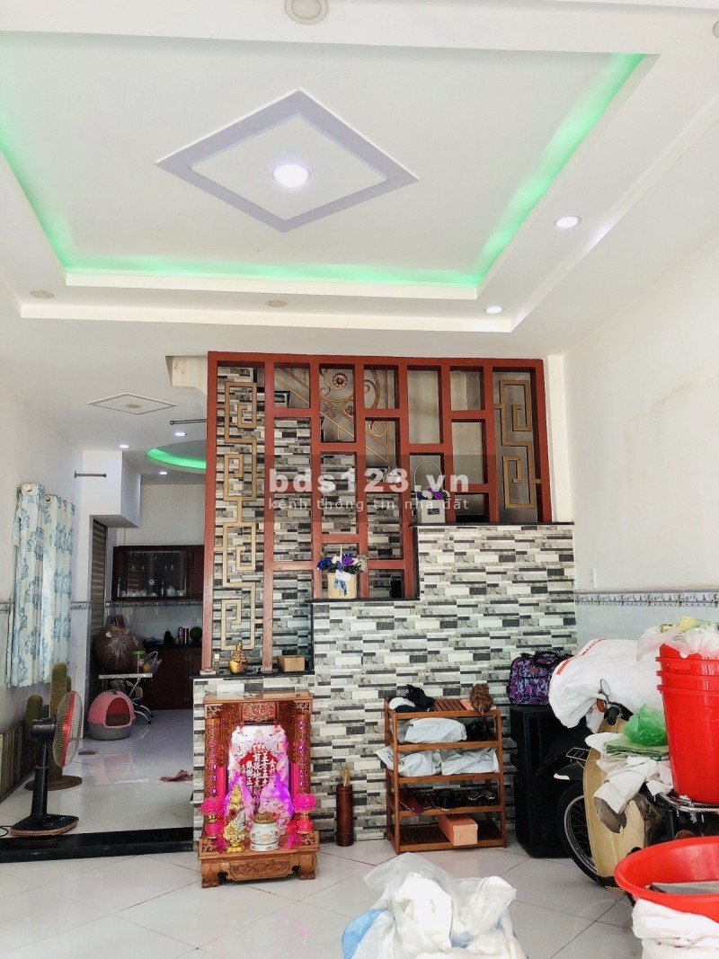 Mặt tiền hẻm xe tải - Mặt bằng kinh doanh - 47m2 - Gía nhỉnh 4.X tỷ siêu rẻ