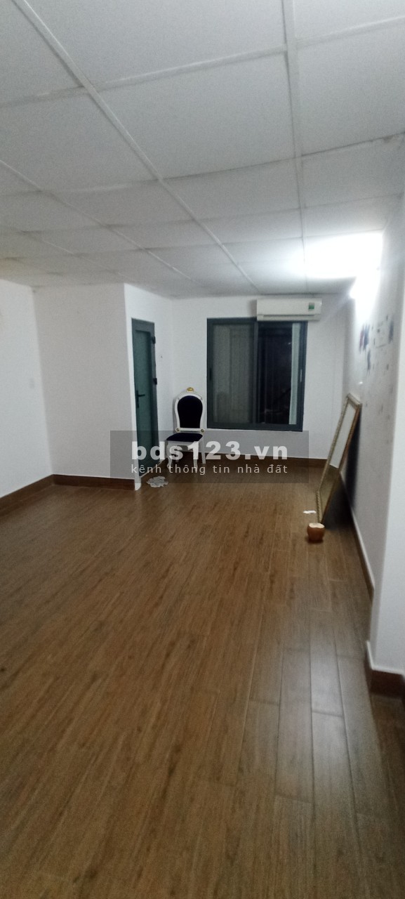 Cho thuê nhà nguyên căn đường mặt tiền đường quận Bình Thạnh