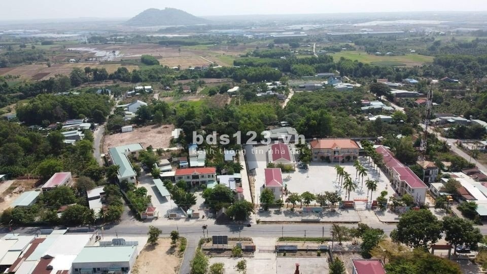 Bán đất khu công nghiệp - sổ hồng riêng