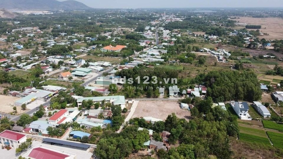 Bán đất khu công nghiệp - sổ hồng riêng