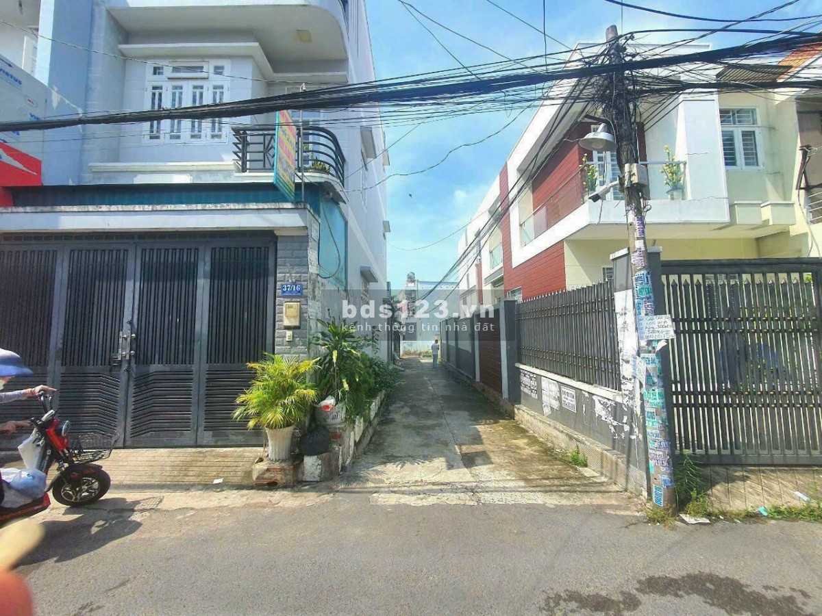 Bán gấp lô đất đường Liên Phường, Phước Long B quận 9 DT 75m2 1,9tỷ gần trường học KDC LH 0921804706