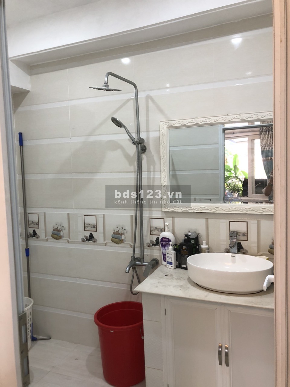 Chính chủ cần bán gấp nhà hẻm xe hơi phố Dương Quảng Hàm, quận Gò Vấp, diện tích 80m2