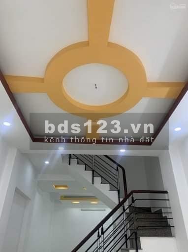 Bán nhà mới tinh luôn, Âu Cơ , 60m2 rộng thênh thang dưới 5 tỷ