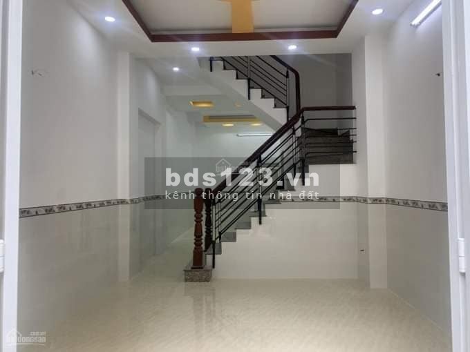 Bán nhà mới tinh luôn, Âu Cơ , 60m2 rộng thênh thang dưới 5 tỷ