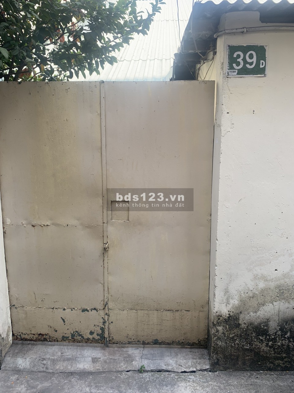 Bán nhà cấp 4 hẻm xe ba gác đường Nguyễn Trãi trung tâm thời trang Sài Gòn Q1