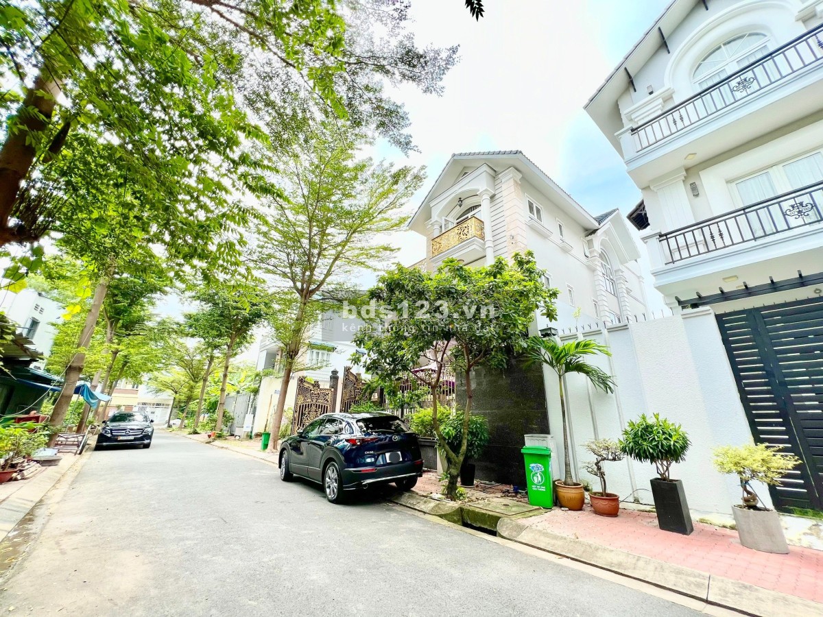 Bán gấp lô đất nền biệt thự KDC Kim Sơn, Quận 7