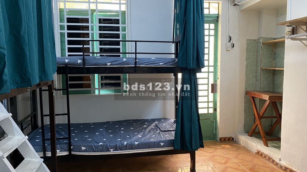 Cần bạn NỮ ở ghép Q1 giá 1tr5 điện nước nhà nước chia đều