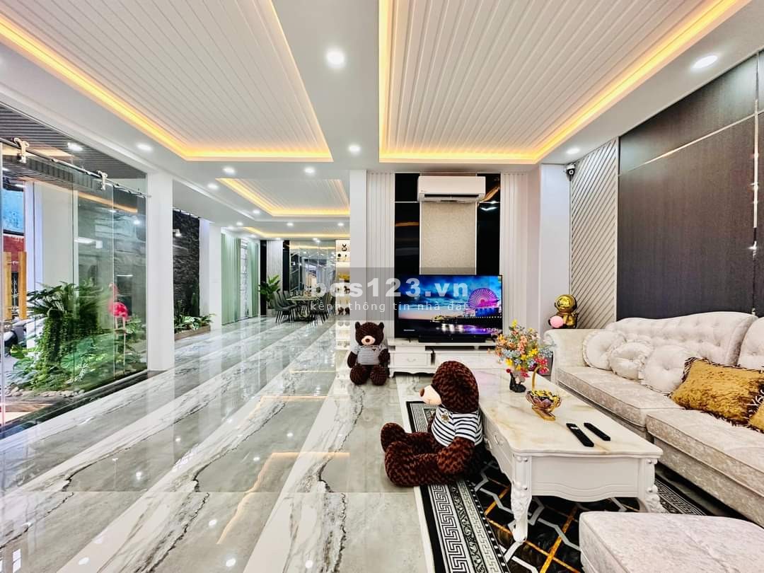Cần bán gấp căn biệt thự 2 mặt tiền Nguyễn Văn Khối, Phường 11, Gò Vấp