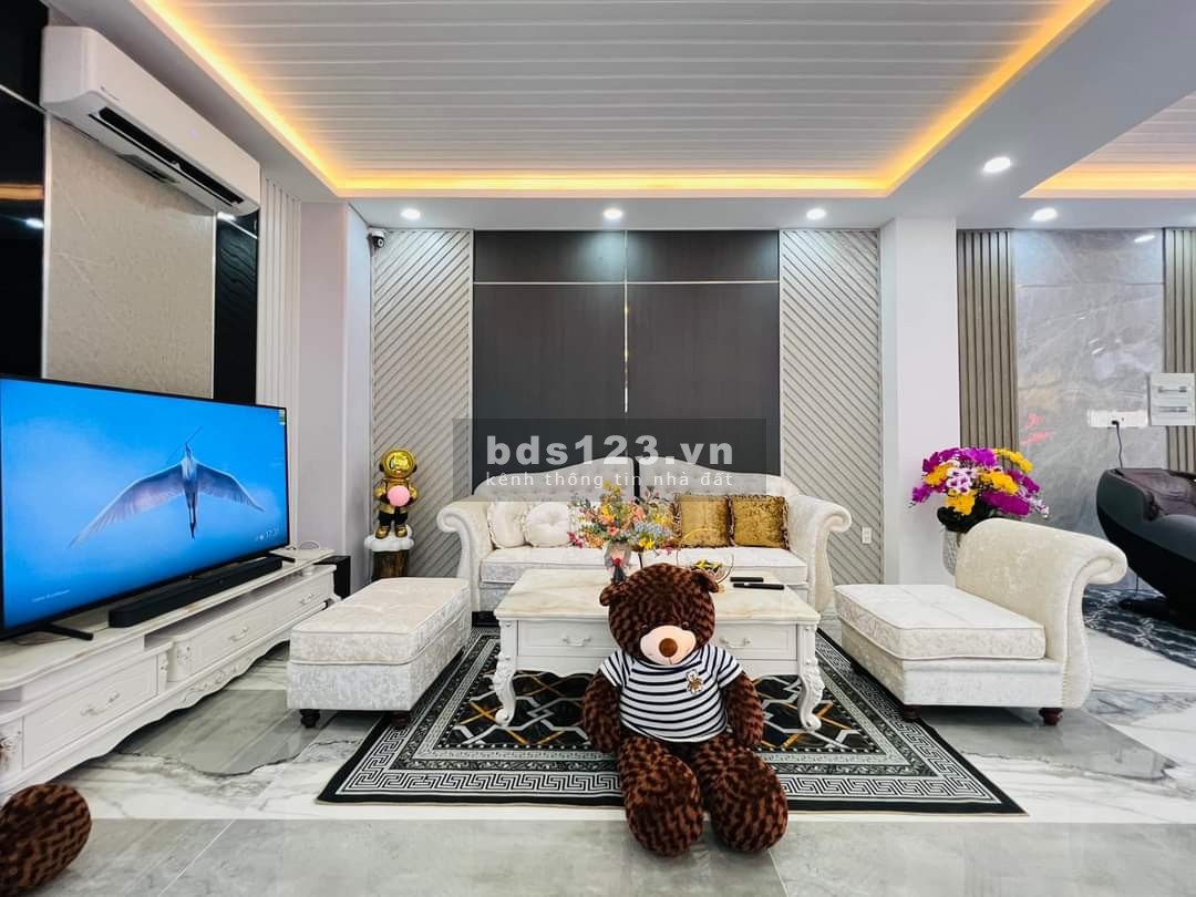 Cần bán gấp căn biệt thự 2 mặt tiền Nguyễn Văn Khối, Phường 11, Gò Vấp