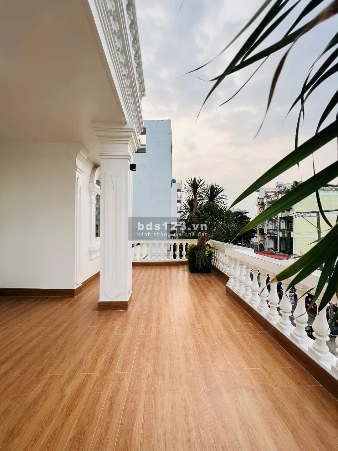 Cần bán gấp căn biệt thự 2 mặt tiền Nguyễn Văn Khối, Phường 11, Gò Vấp