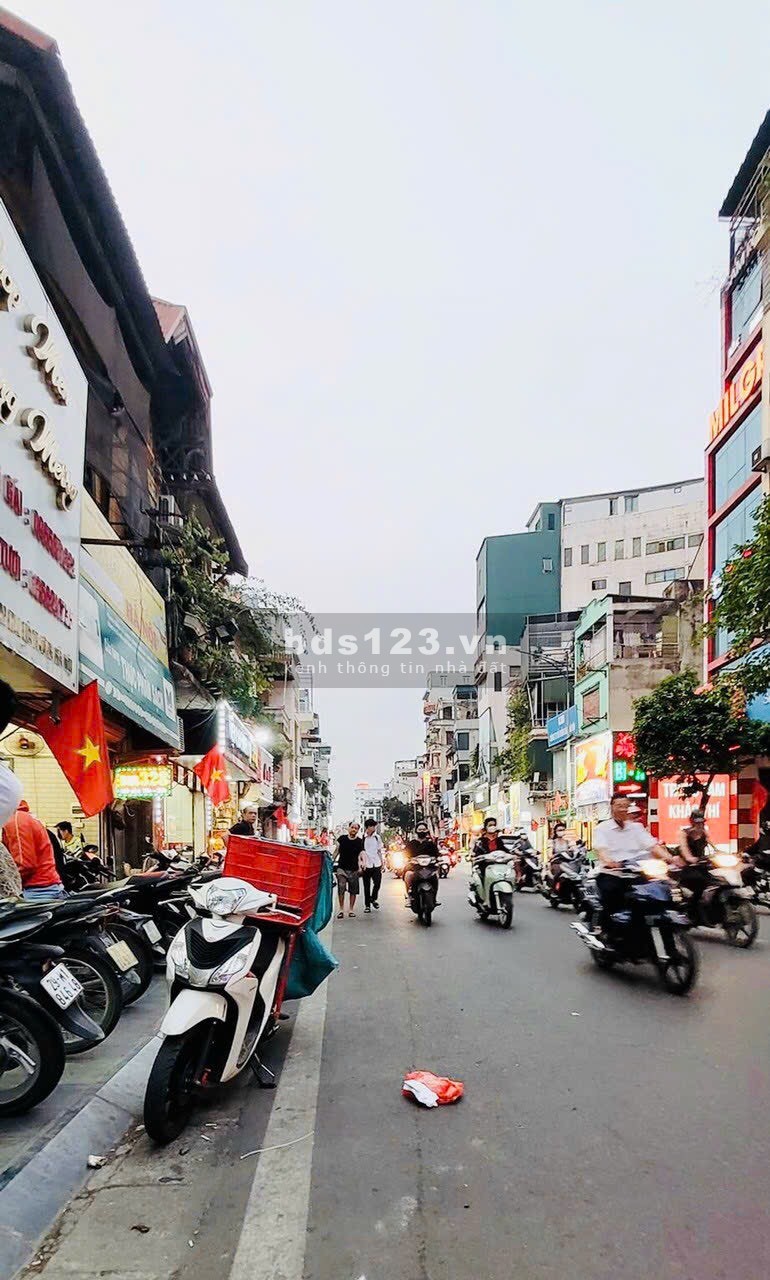 Bán nhà mặt phố Bạch Mai 110m2 - kinh doanh tấp nập - lô góc mặt tiền hơn 7m đẹp vuông vắn