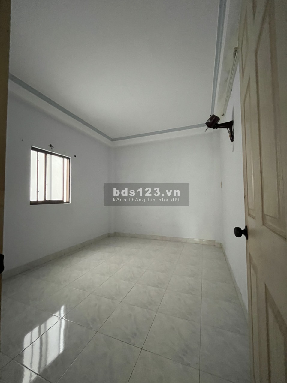 Cần cho nữ thuê phòng trọ đường Âu cơ quận 11